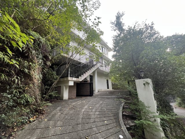 建物外観　落ち着いた雰囲気の外観です