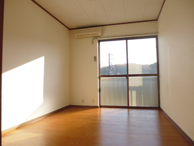 居室・リビング　居室1