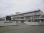 小学校　明戸小学校（小学校）まで832m