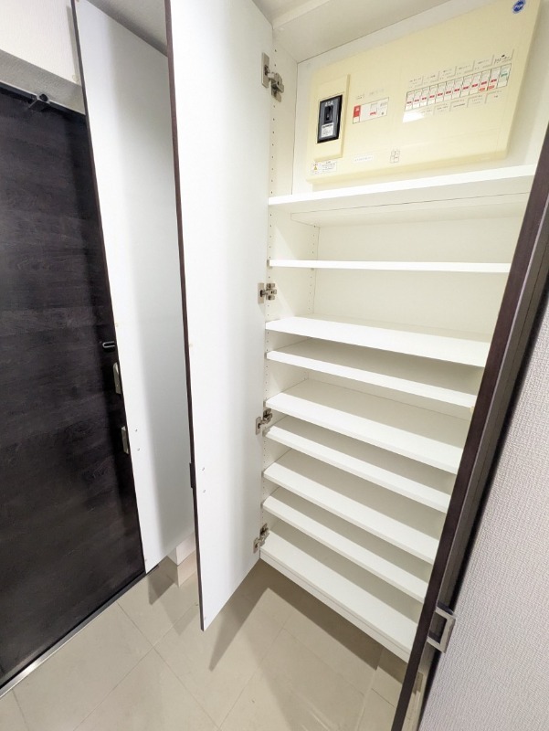 収納　※参考写真　シューズボックス