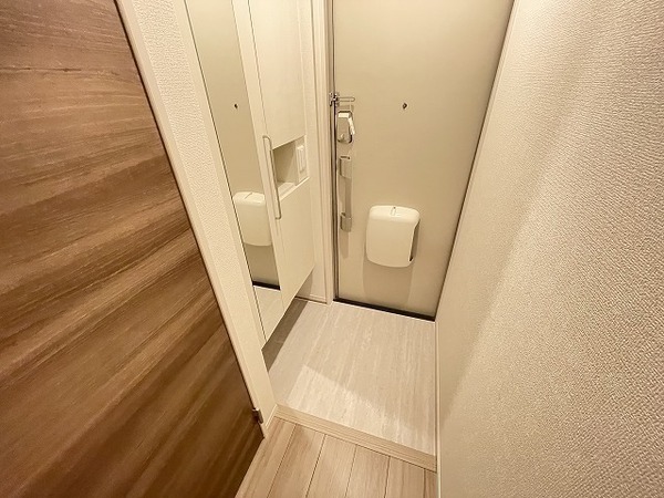 玄関　シューズボックスあり！