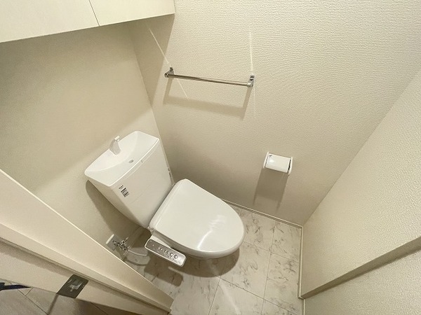 トイレ　ウォシュレット付きです！