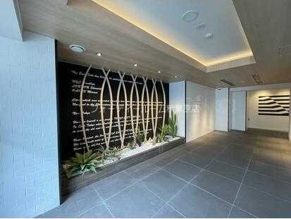 ロビー　★《見学予約受付中》2017年築・分譲賃貸マンション★