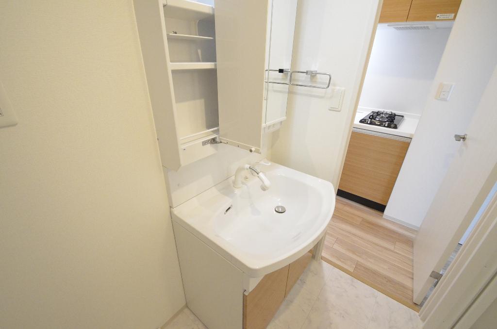 洗面設備　洗髪洗面化粧台