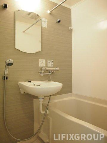 バス・シャワールーム　風呂