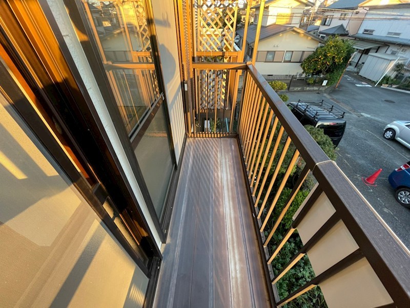 バルコニー　現況優先