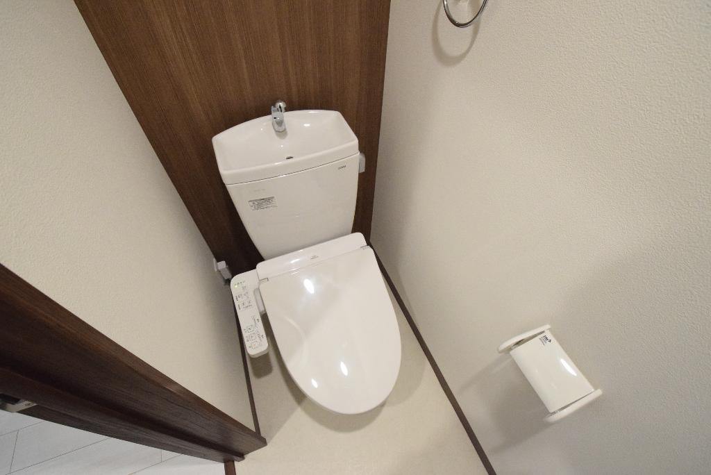 トイレ　シャワー付トイレ