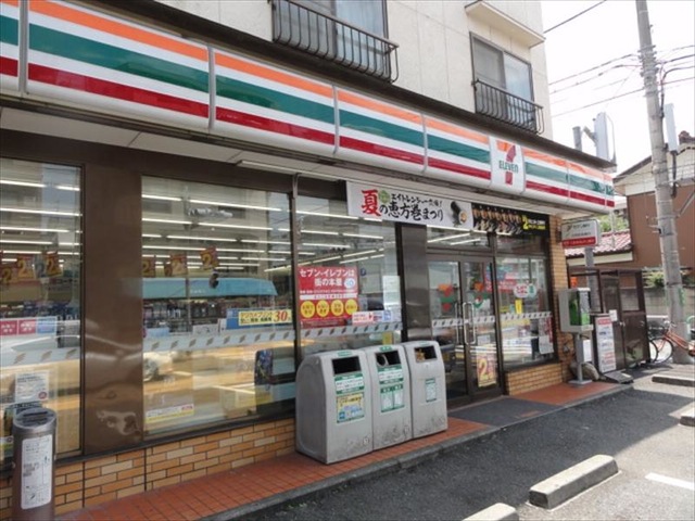 コンビニ　セブンイレブン 世田谷上馬2丁目店（コンビニ）まで332m