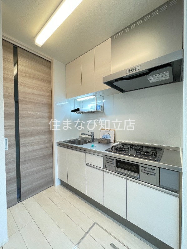 キッチン　同型別部屋写真