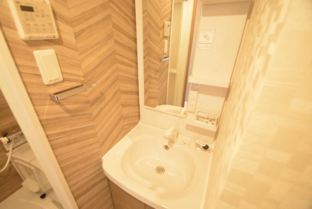 洗面設備　洗髪洗面化粧台