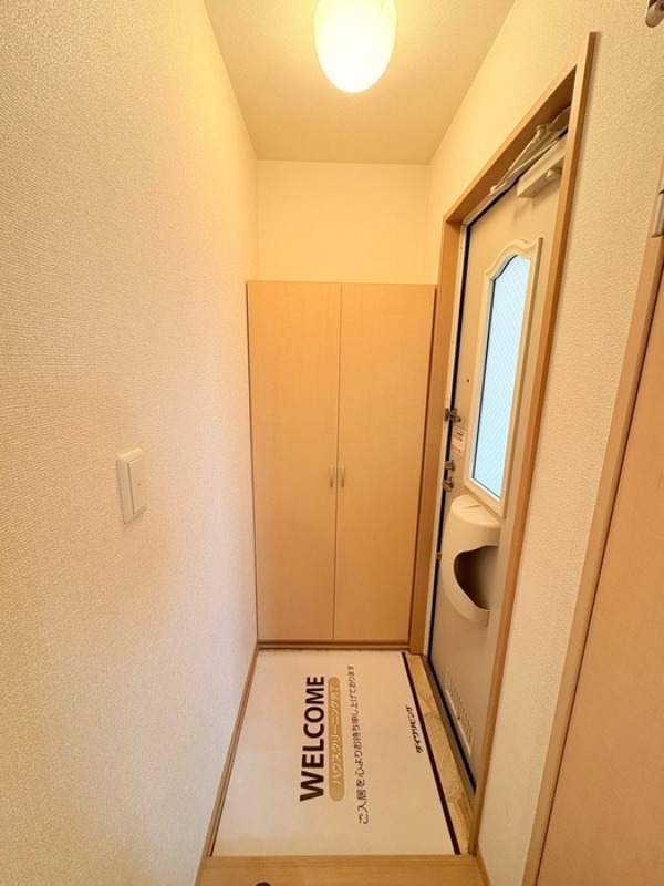 玄関　図面と現状に相違がある場合には現状を優先