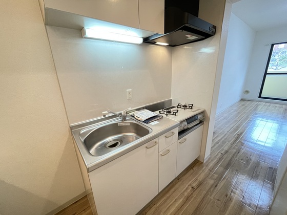 キッチン　※別部屋の写真です