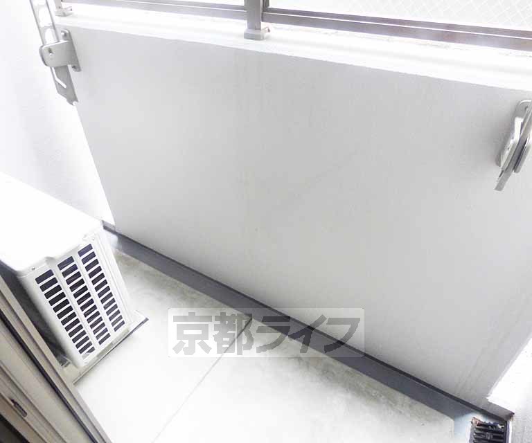 バルコニー　しっかりとしたバルコニーです。