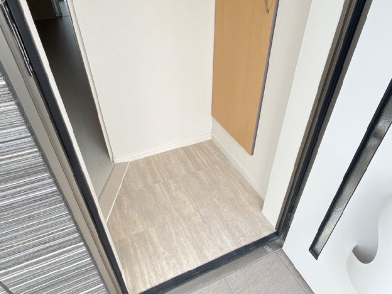 玄関　図面と現状に相違がある場合には現状を優先