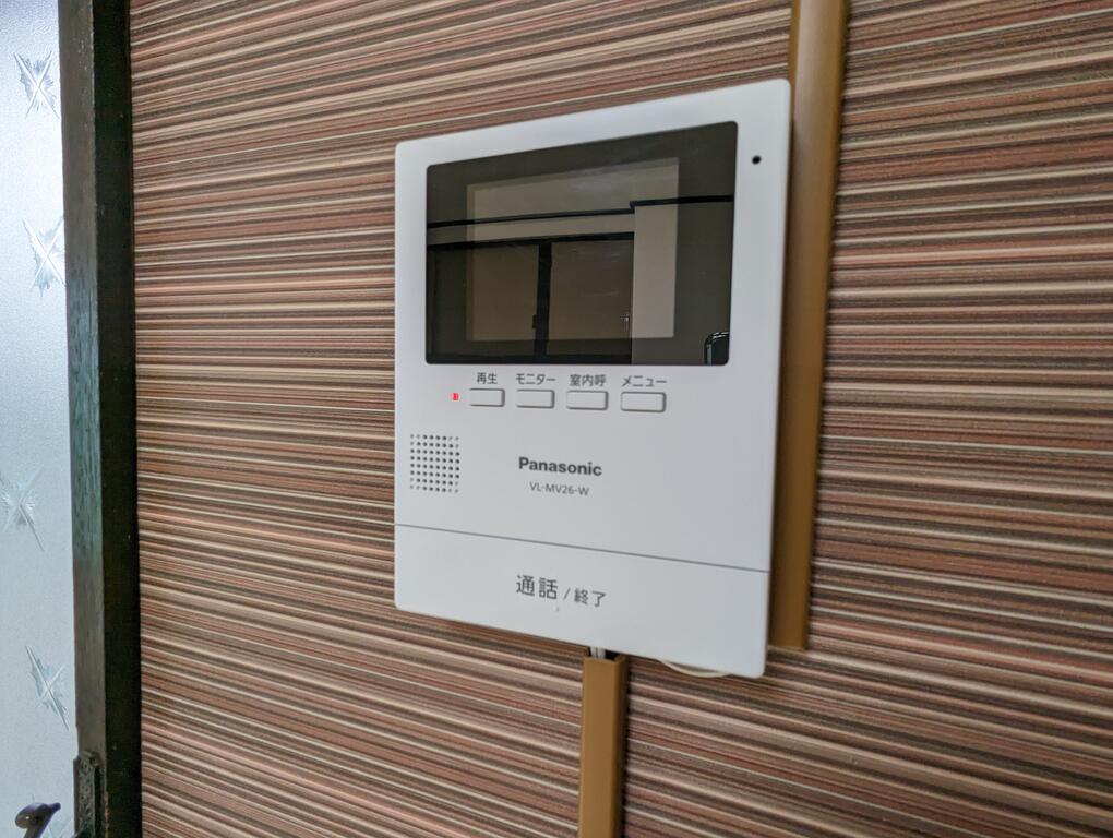 セキュリティ　モニター付きインターホン