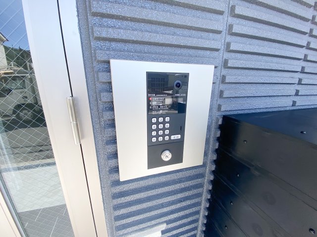 その他　オートロック付きなので安心ですね