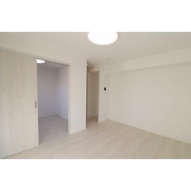 居室・リビング　ＣＡＳＡ　ＧＲＡＺＩＥ　池袋　豊島区西池袋４