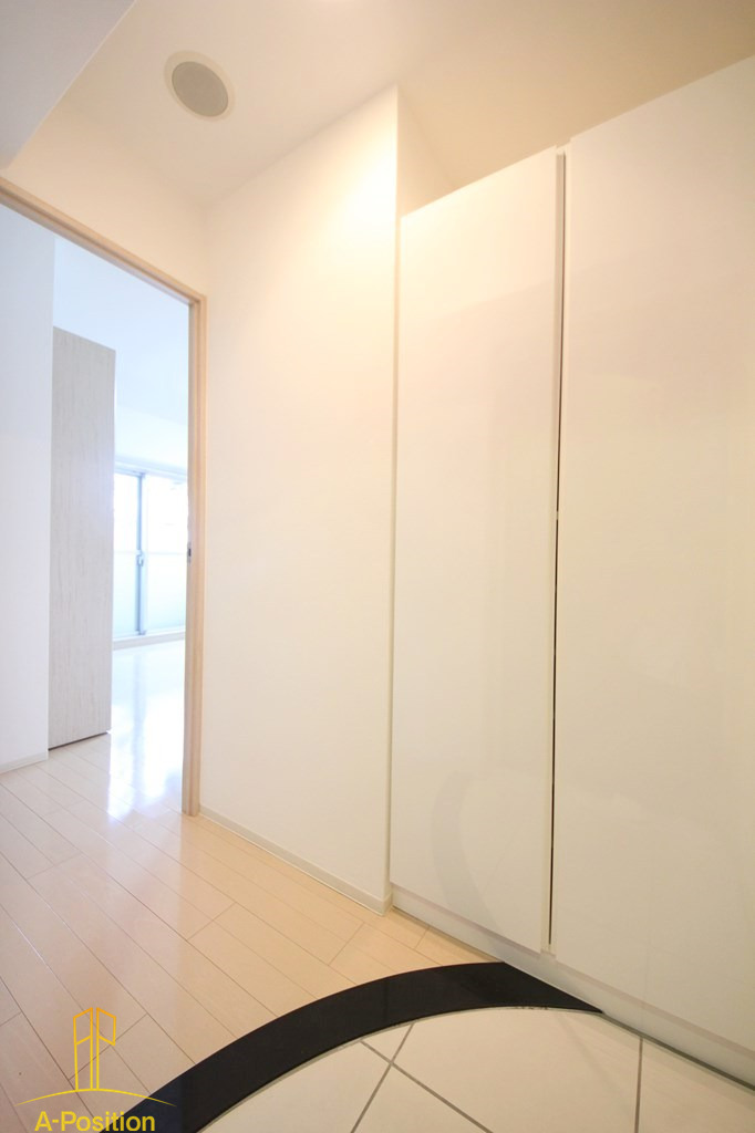 玄関　will Do 南森町