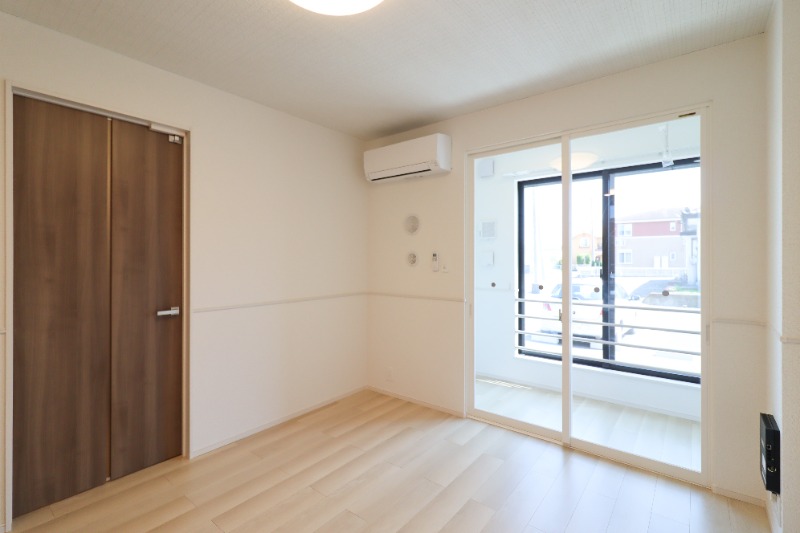 居室・リビング　図面と現状に相違がある場合には現状を優先