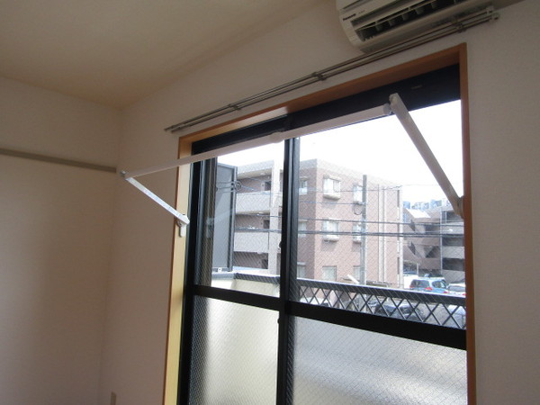 その他設備　室内物干し