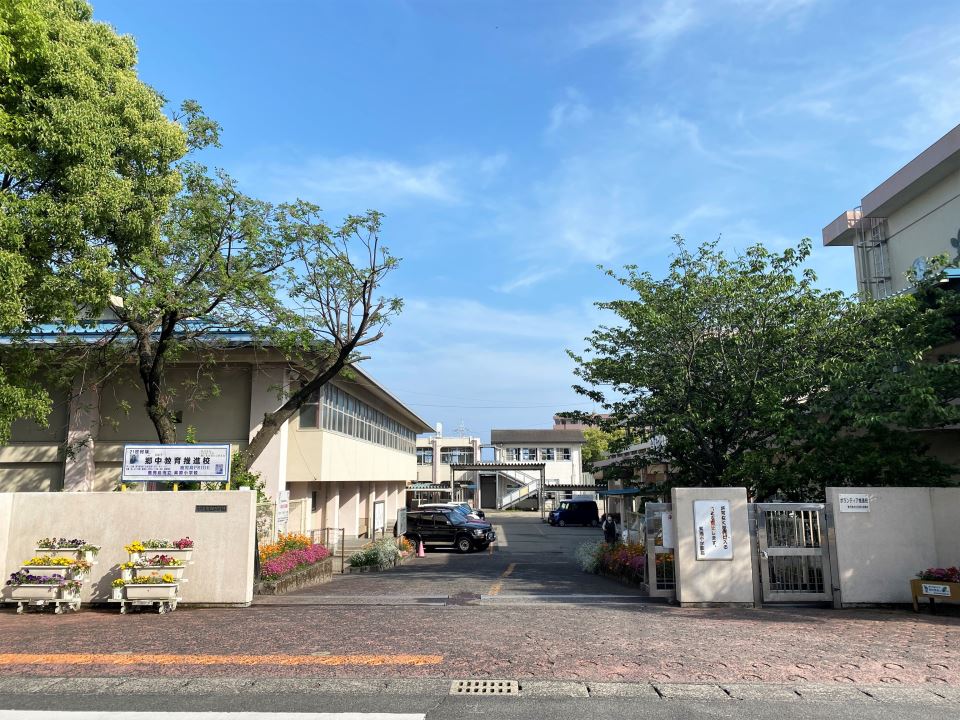 小学校　紫原小学校（小学校）まで600m