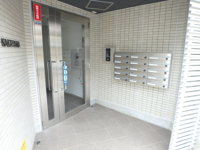 エントランス　建物入口