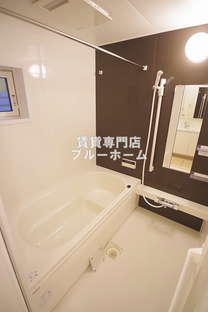 バス・シャワールーム　1坪サイズバス！