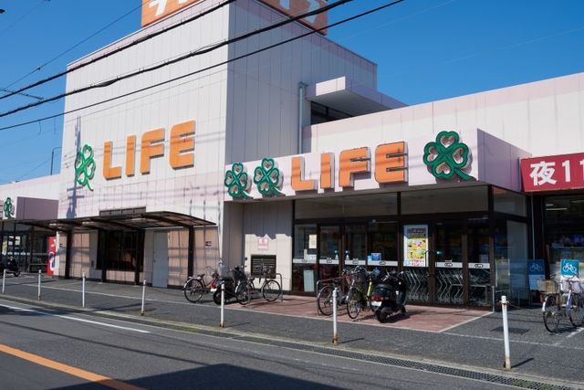 スーパー　ライフ福泉店（スーパー）まで743m