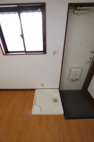 その他設備　室内洗濯機置場