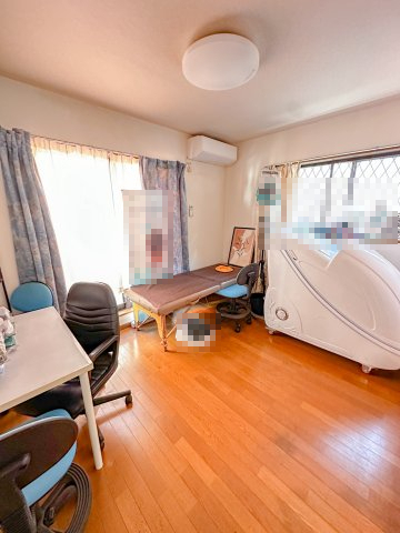 居室・リビング　ゆったり過ごせる居間です