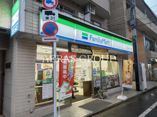 コンビニ　ファミリーマート 南烏山五丁目店（コンビニ）まで376m