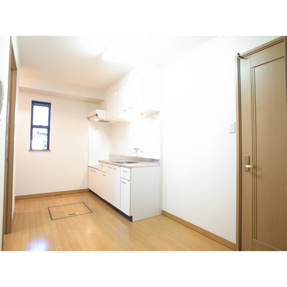 キッチン　床下収納付き