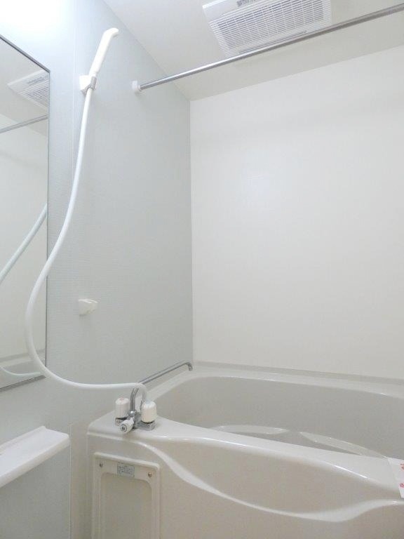 バス・シャワールーム　図面と現状に相違がある場合には現状を優先