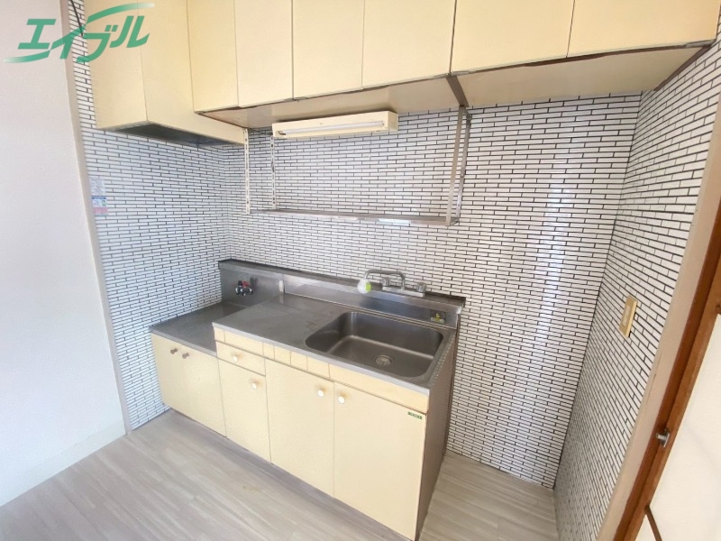 キッチン　同型参考写真