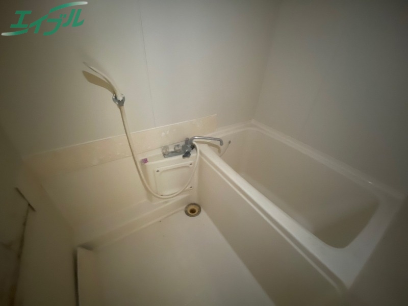 バス・シャワールーム　同型参考写真