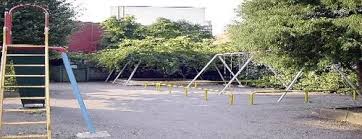 公園　上高井戸第二児童遊園（公園）まで360m