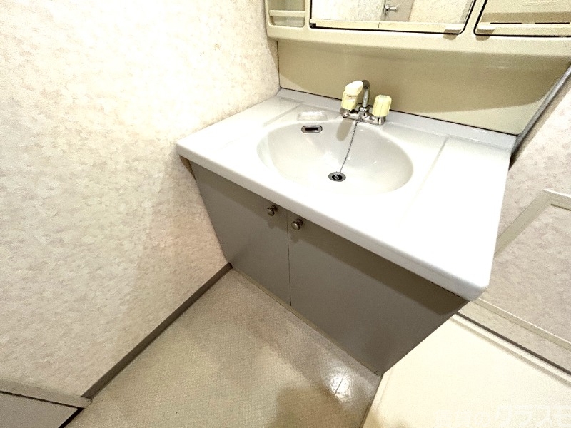 洗面設備　洗面所も清潔にお使いいただけます。