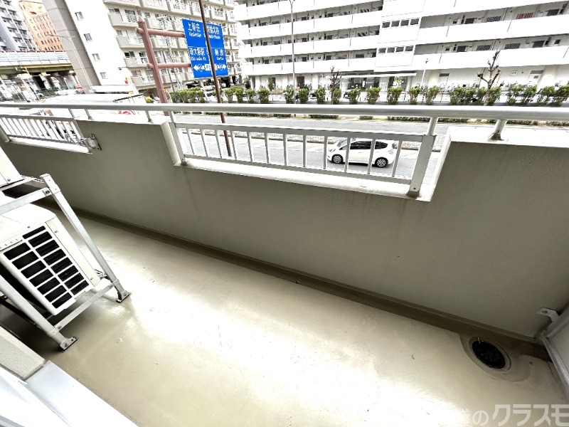 バルコニー　バルコニーも広々です。