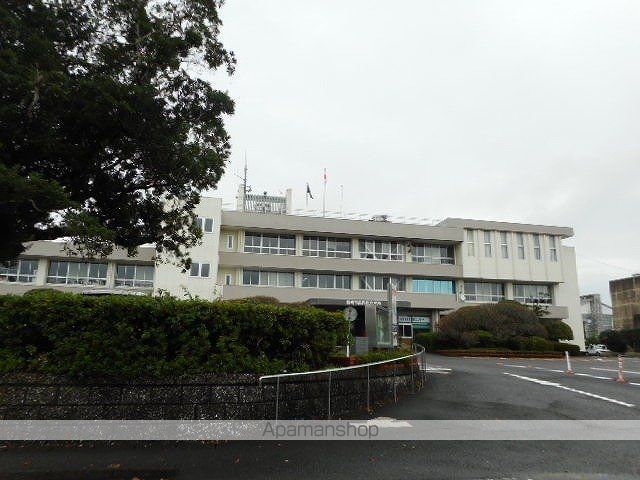 役所　高岡総合支所（役所）まで850m