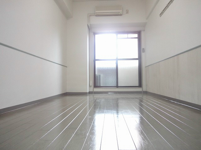 居室・リビング　日当たり良好♪