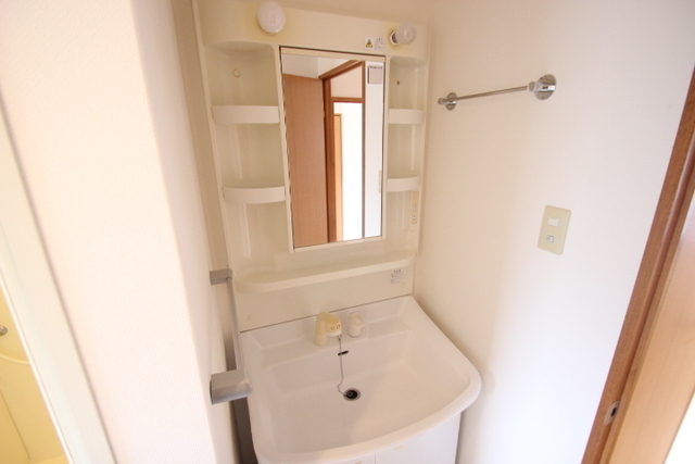 洗面設備　２０２号室の写真