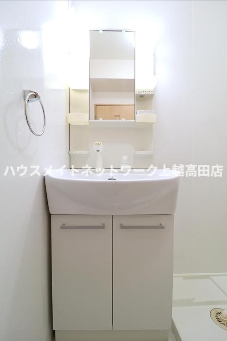 洗面設備　洗髪洗面台（間取り反転タイプ102号室参考画像となります。）