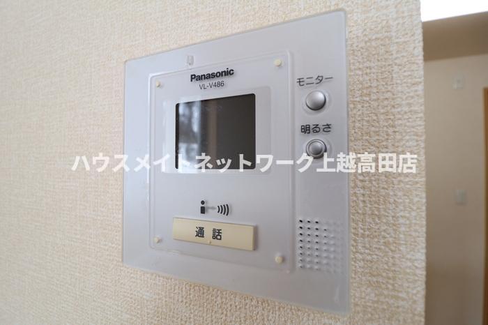 セキュリティ　TVインターホン（間取り反転タイプ102号室参考画像となりま