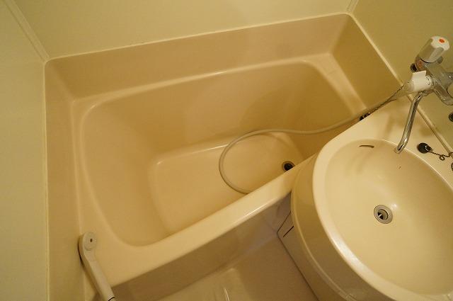 バス・シャワールーム　浴室