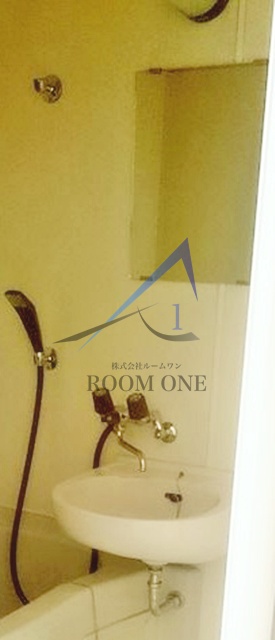 洗面設備　洗面台です。