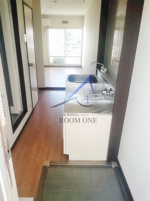 玄関　玄関です。