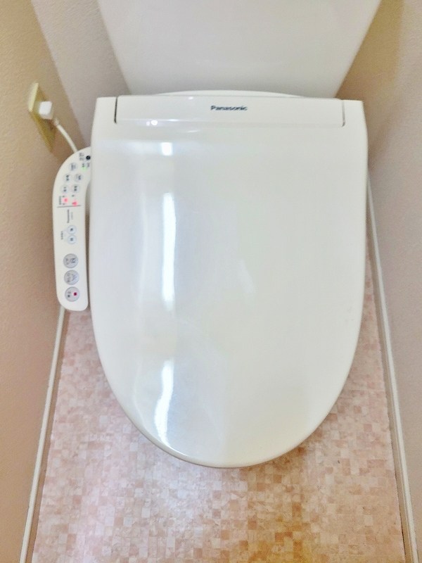 トイレ　★温水洗浄便座★