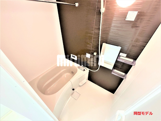 バス・シャワールーム　同型別物件のイメージ写真です