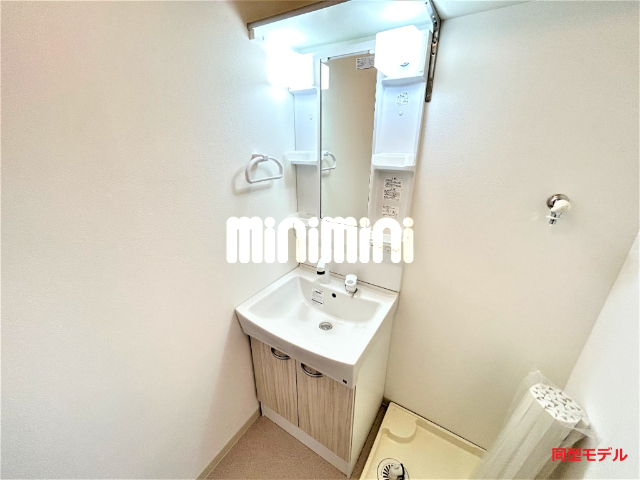 洗面設備　同型別物件のイメージ写真です