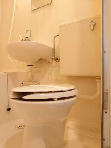 トイレ　サムハウ